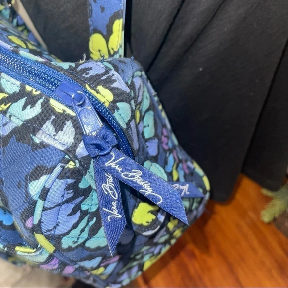 Vera Bradley Caroline Handbag Indigo Pop